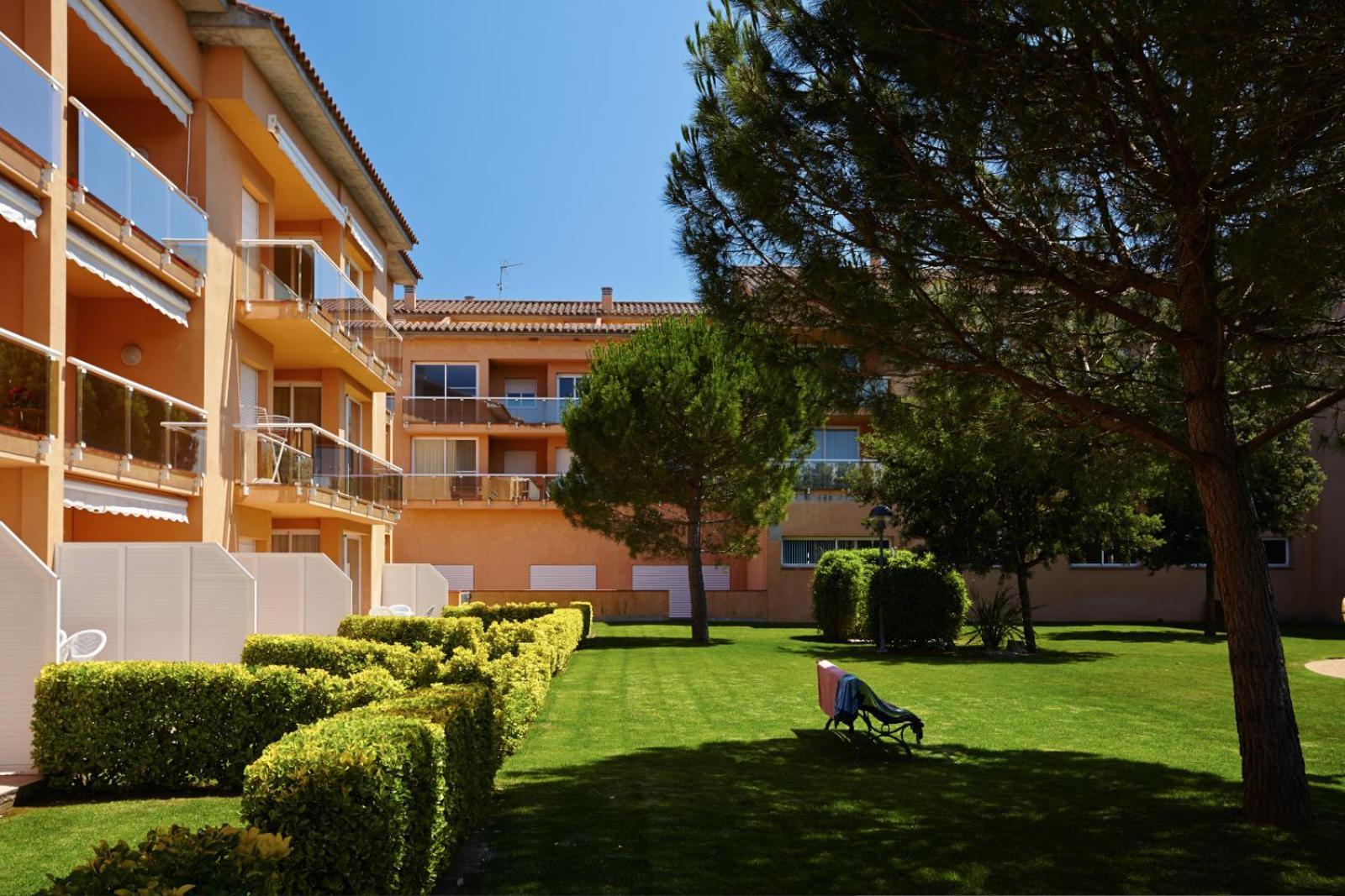 Apartaments Sa Guilla Pals Exterior photo