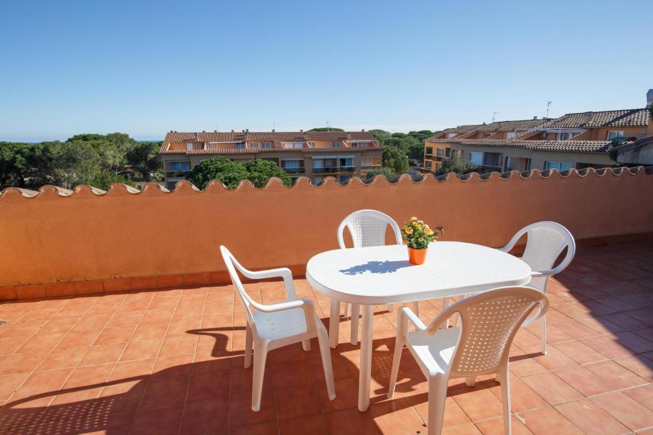 Apartaments Sa Guilla Pals Exterior photo